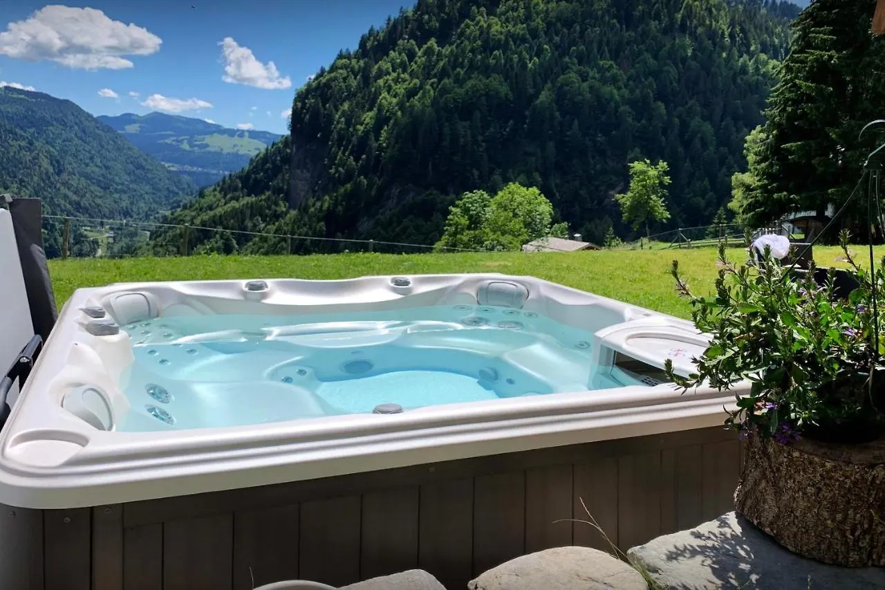 Chalet Sabaroc - Ovo Network La Giettaz France